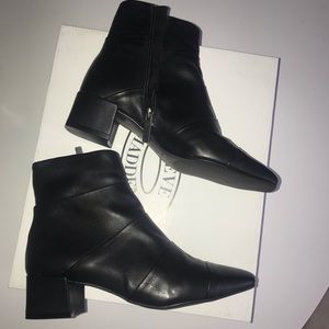 STEVE MADDEN Galana Black Leather Ankle Boot